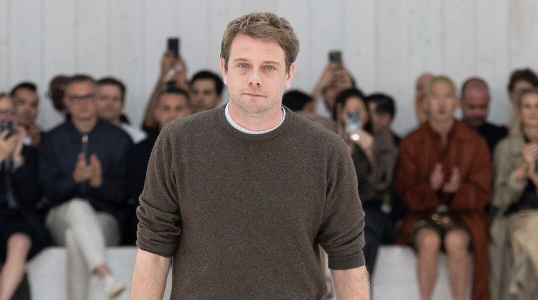 Dior: Ο Τζόναθαν Άντερσον επικεφαλής του ανδρικού τμήματος