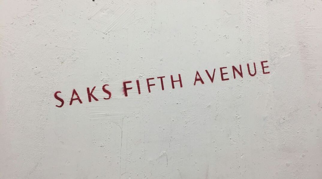 Αγόρασε τσάντα από μεγάλο πολυκατάστημα και των ΗΠΑ και αποδείχθηκε απομίμηση