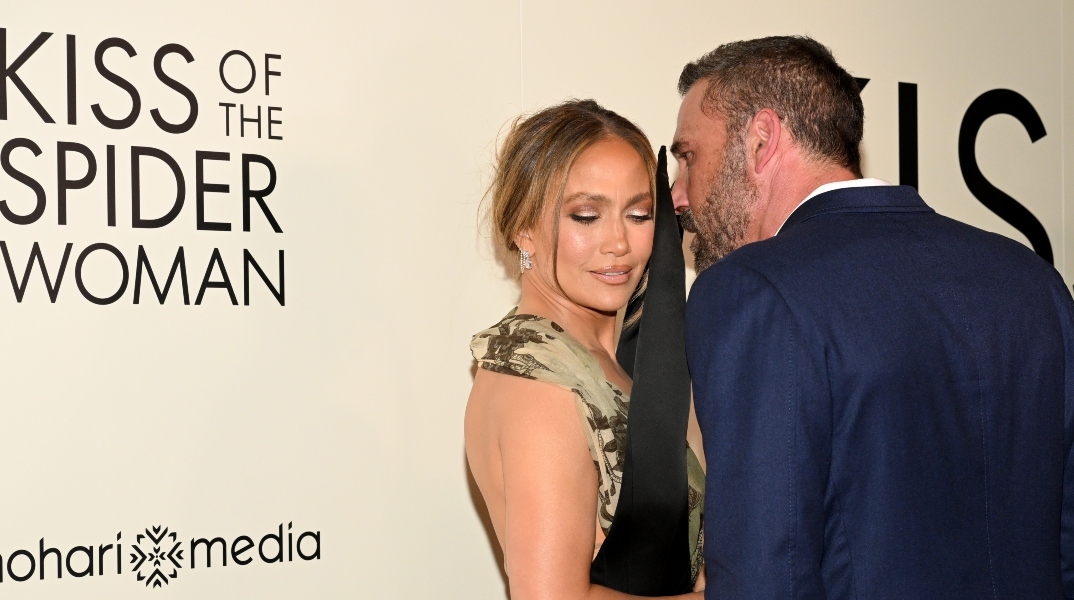 Τζένιφερ Λόπεζ και Μπεν Άφλεκ στην πρεμιέρα της ταινίας «Kiss of the Spider Woman»