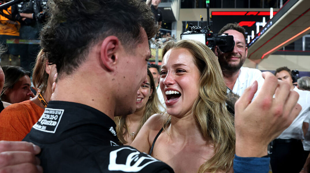 Η γυναίκα που έκλεψε την παράσταση στον τίτλο του Λάντο Νόρις: Ποια είναι η Μαργκαρίντα Κορσέιρο