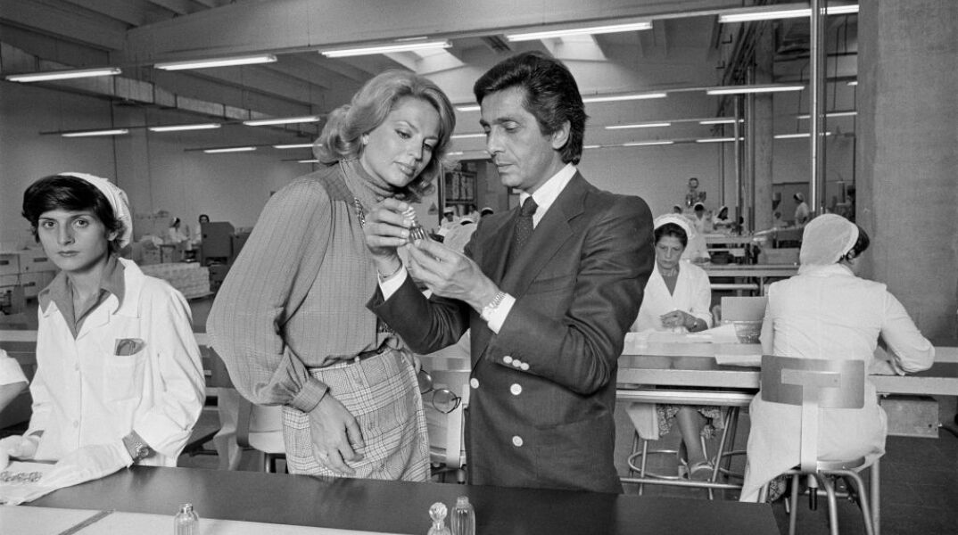 Η περιουσία του Βαλεντίνο: βίλες, κάστρα, έργα τέχνης και η dolce vita ενός συλλέκτη-δανδή