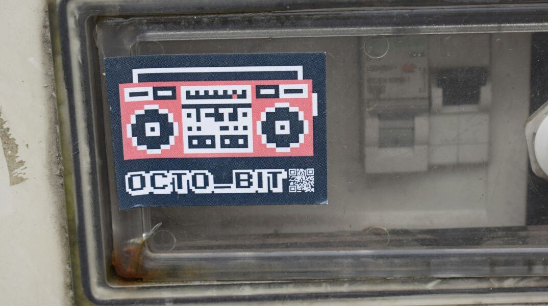 Gen Z και αυτοκίνητα: Θέλουν πίσω κασέτες, CD και κουμπιά 