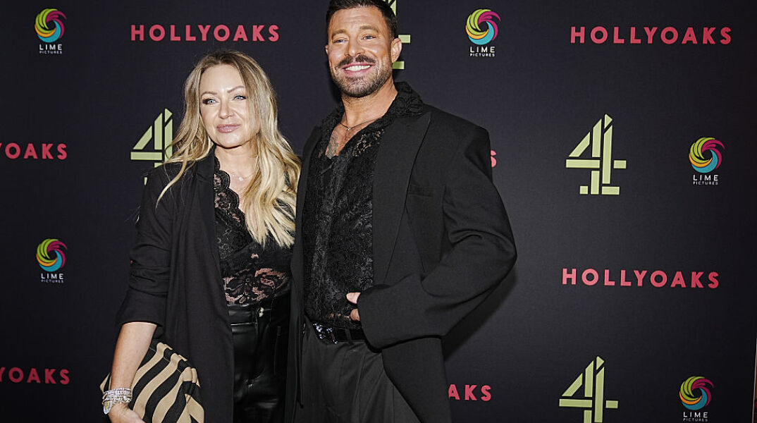 H Ρίτα Σάιμονς προχωρά σε μείωση στήθους για να ανακουφίσει τον πόνο από τη σκολίωση