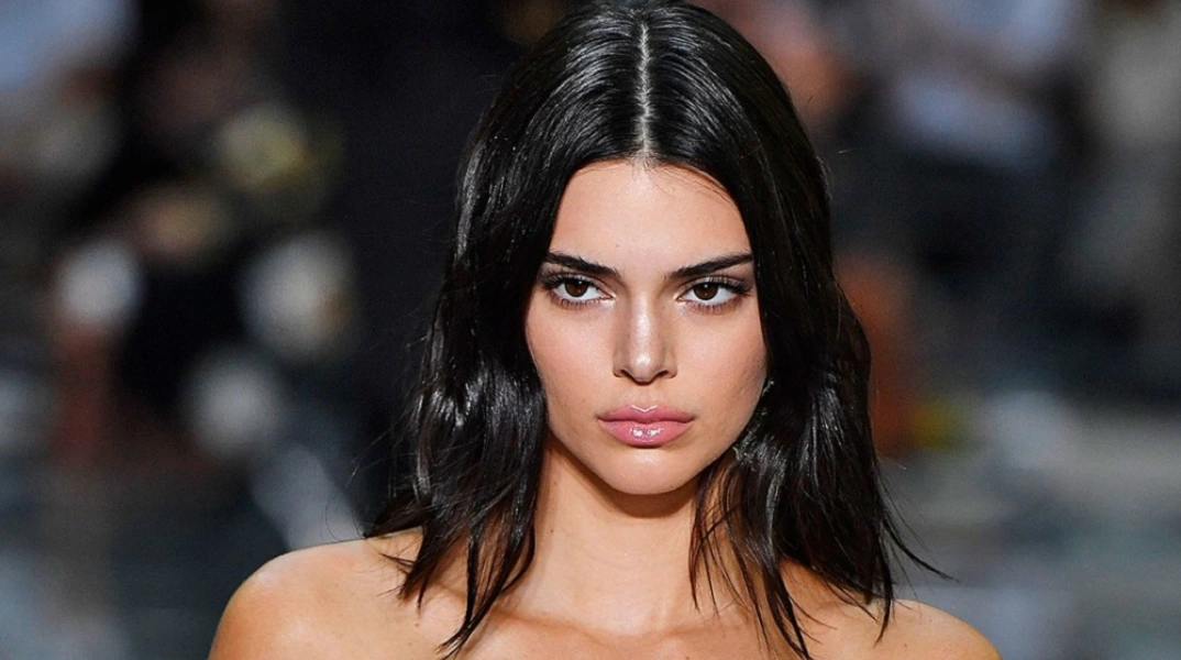 [Εικόνα: kendall-jenner-enraged-models.webp]