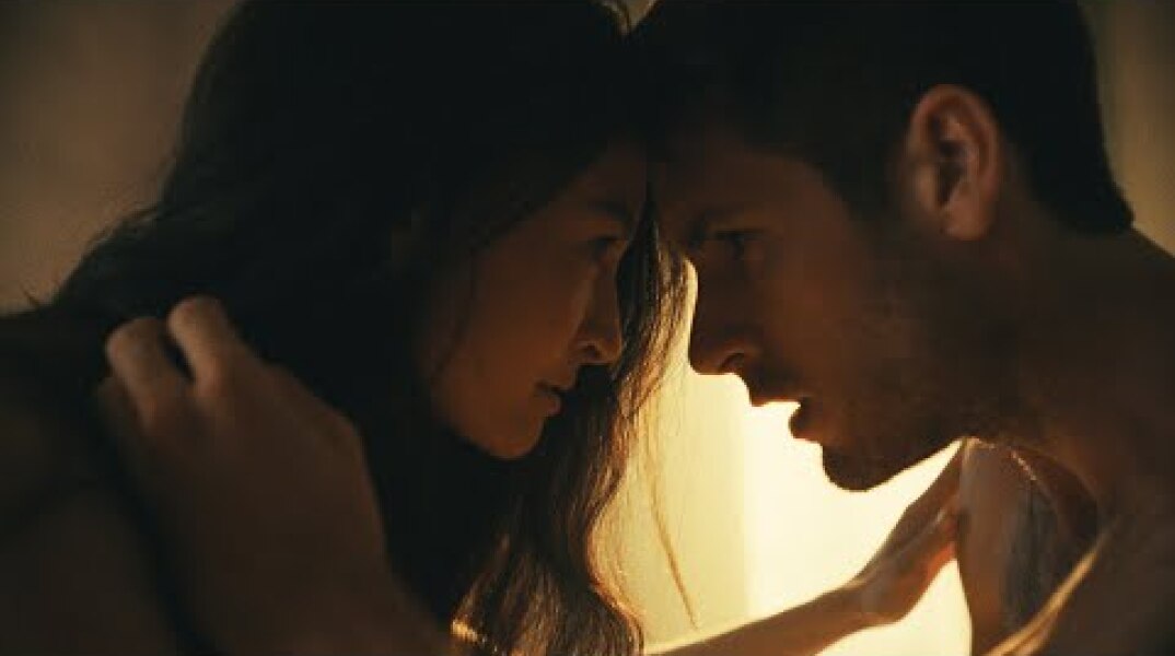 Ντύσε Τη Ζωή σου Με Πολύτιμες Στιγμές | Answear Ad AW'25 | 15" | 16x9 | Hotel