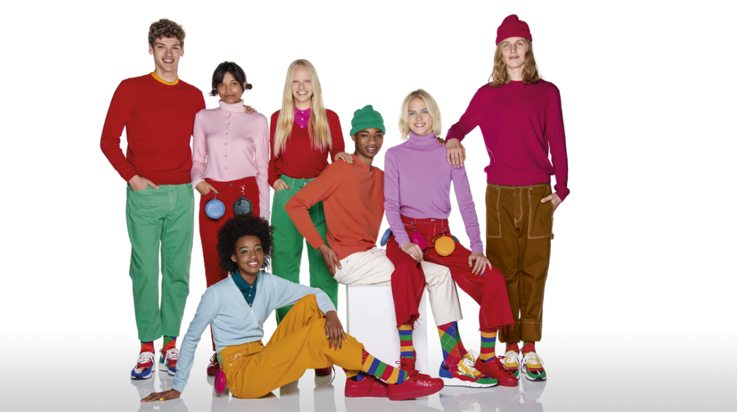 Με μία έκρηξη χρωμάτων, η United Colors of Benetton παρουσιάζει τη σειρά “Wool So Cool” σε συνεργασία με την The Woolmark Company.