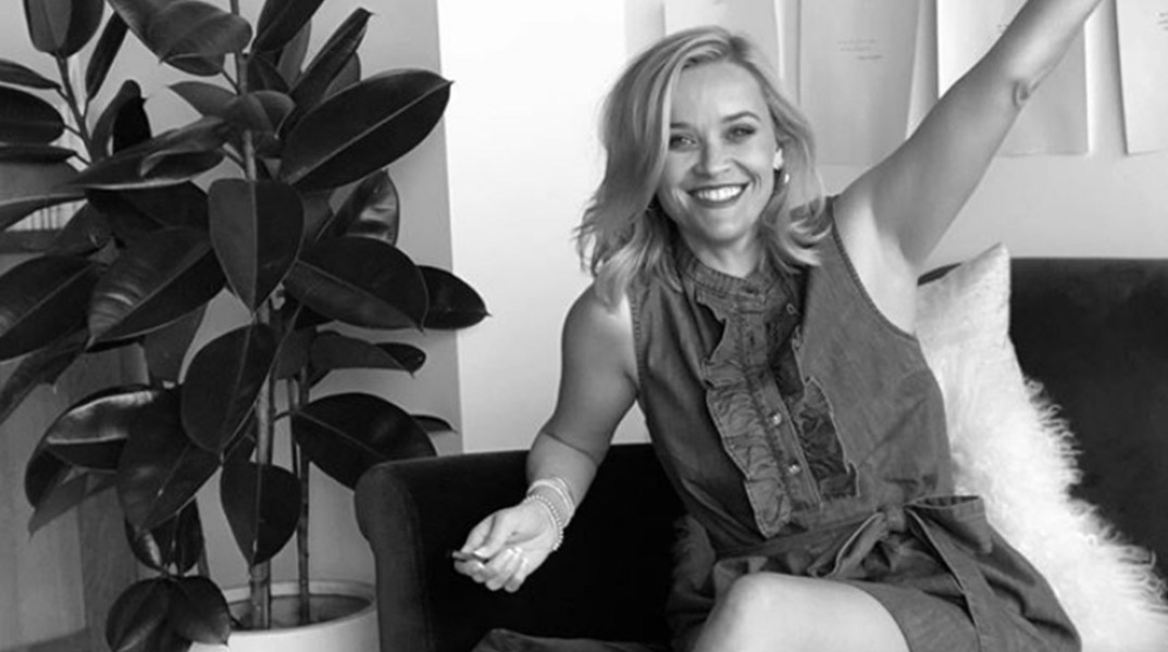 Η Reese Witherspoon συμμετέχει στο #ChallengeAccepted του Instagram