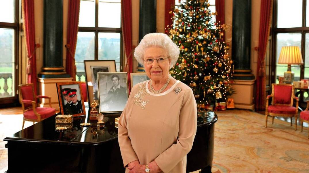 Η Βασίλισσα Ελισάβετ ΙΙ εκφωνεί τον χριστουγεννιάτικο λόγο της