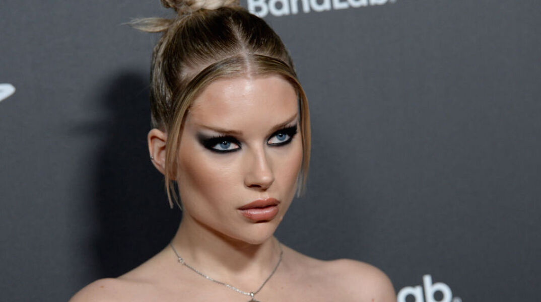 Lottie Moss: Τι γνωρίζουμε για τη ζωή και την καριέρα της αδελφής της Κέιτ Μος, που είναι επίσης μοντέλο.