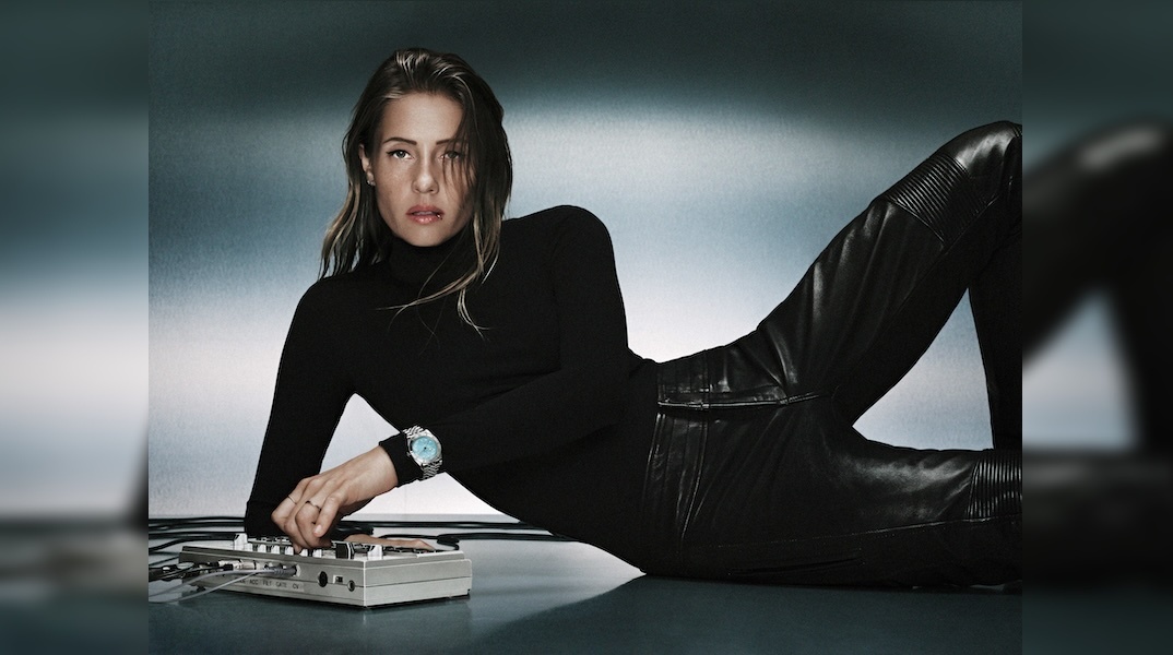 tudor_charlottedewitte_lifestyle-6