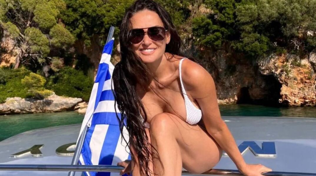 Η Ντέμι Μουρ στις διακοπές της στην Ελλάδα