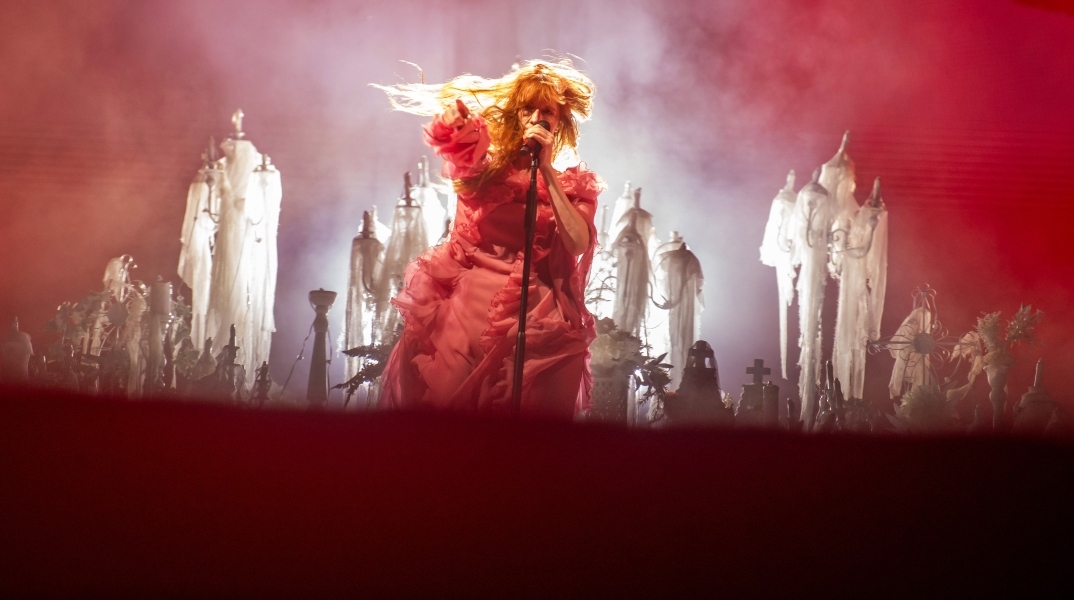 Η Florence Welch και η ιστορία του «White Cliffs Of Dover»