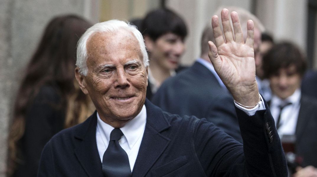 Τζόρτζιο Αρμάνι: Η ζωή του «βασιλιά της μόδας» γίνεται ταινία από τον Αντρέα Ερβολίνο