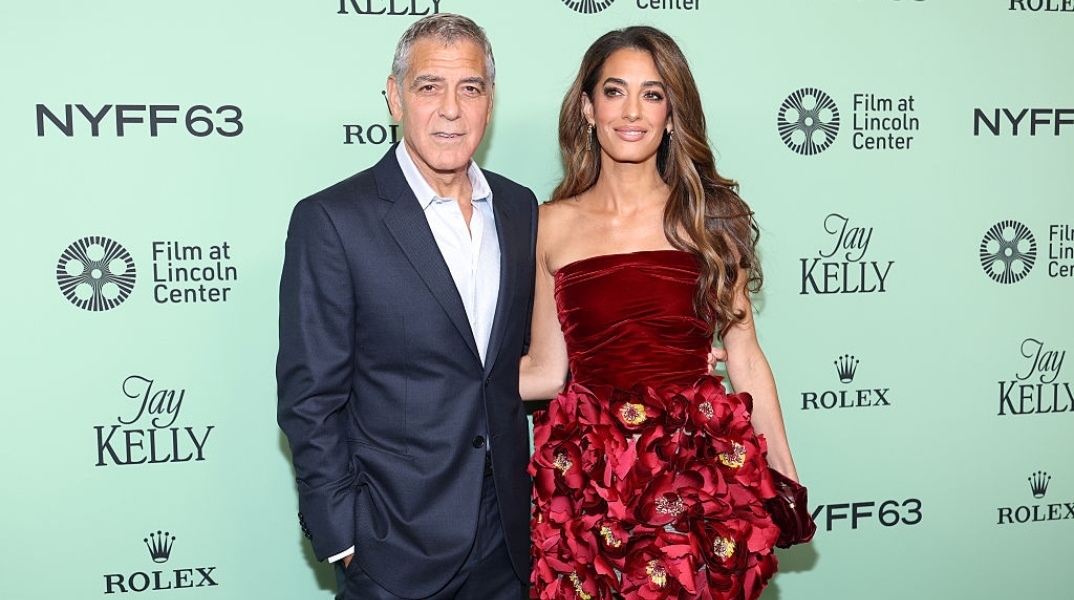 Εκθαμβωτική η Αμάλ Κλούνεϊ στη Νέα Υόρκη - Στο πλευρό του Τζορτζ Κλούνεϊ για την πρεμιέρα της νέας του ταινίας