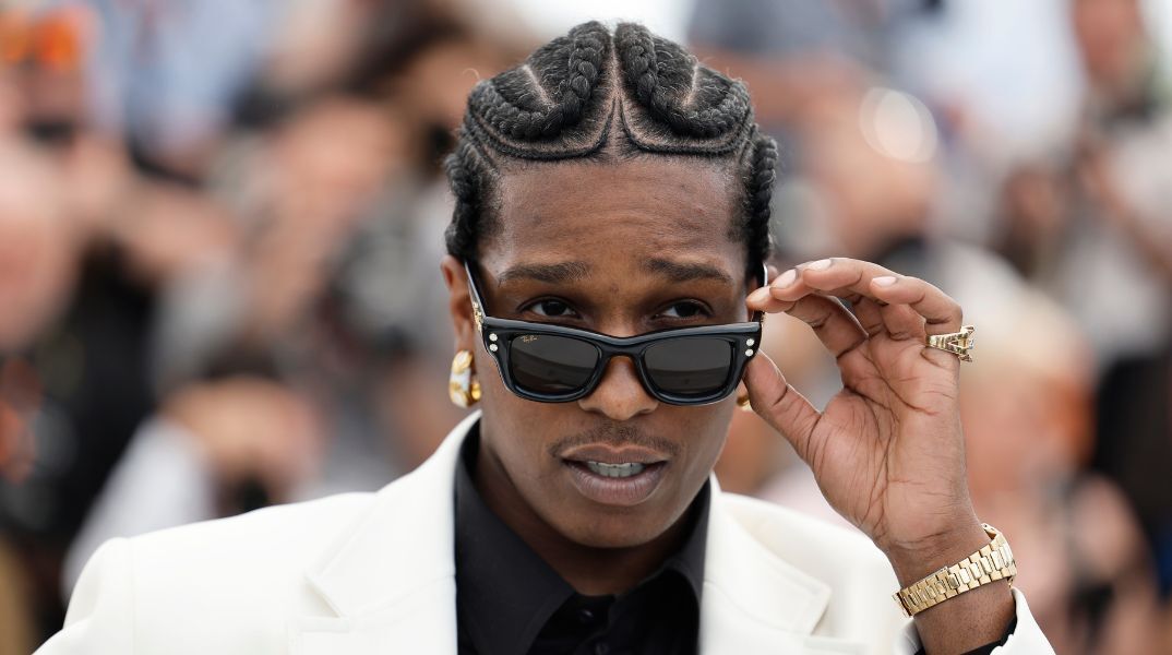 Ο ράπερ A$AP Rocky ανακοινώθηκε ως ο νέος πρεσβευτής του οίκου Chanel - Με ένα ειδικά δημιουργημένο βίντεο από τον σκηνοθέτη Μισέλ Γκοντρί