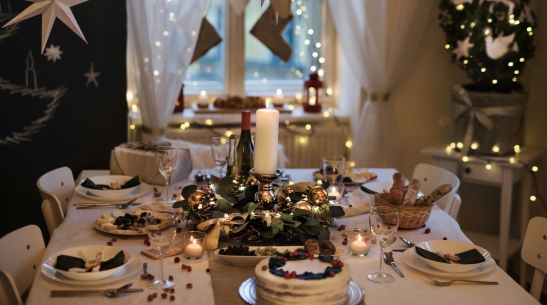 χριστουγεννιάτικο τραπέζι 