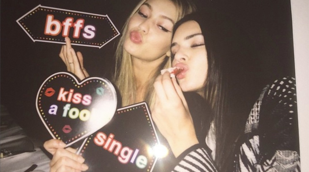 10 δώρα για του Αγίου Βαλεντίνου για να κάνεις στη single κολλήτη σου