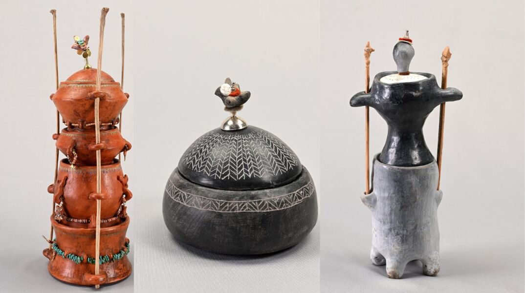 Κεραμικά κοσμήματα: η νέα έκθεση της Καρμέλας Ιατροπούλου στο Μουσείο Μπενάκη