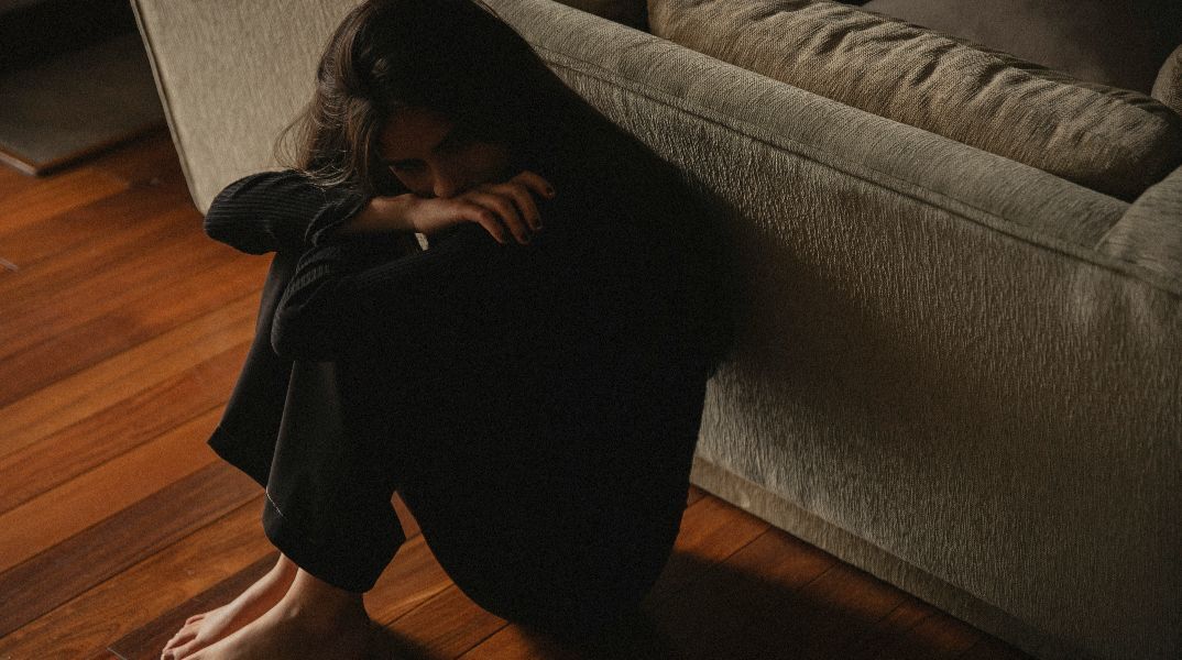 Άγιος Βαλεντίνος: Είναι κι εκείνοι που δε γιορτάζουν σήμερα - Πώς επηρεάζεται το σώμα από τον χωρισμό