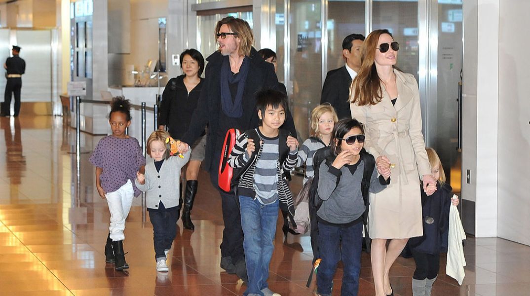 Μπραντ Πιτ: O γιος του, Μάντοξ, αφαίρεσε το επίθετο του ηθοποιού - Ποια παιδιά αρνήθηκαν το όνομά του