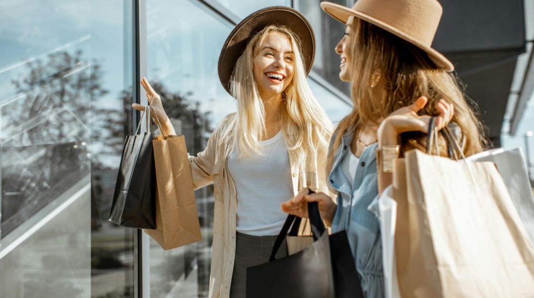 Aνοιξιάτικη shopping list: 10 αγορές που δεν θα μετανιώσεις