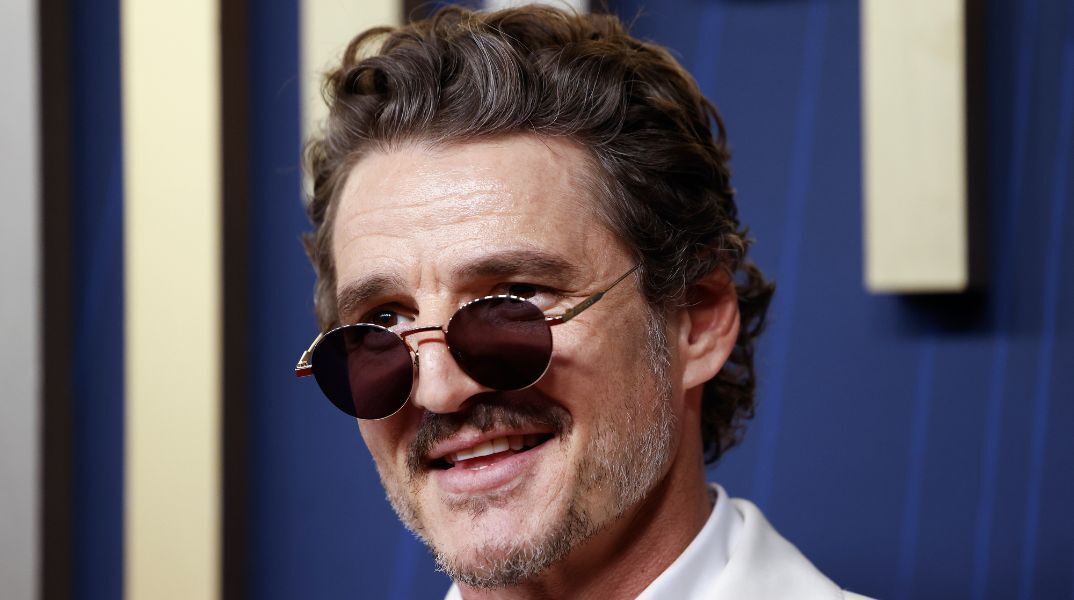 Ο ηθοποιός Πέδρο Πασκάλ κινείται νομικά κατά της μάρκας Pedro Piscal, θεωρώντας ότι εκμεταλλεύεται το όνομά του - Ο δημιουργός επιμένει πως είναι λογοπαίγνιο.