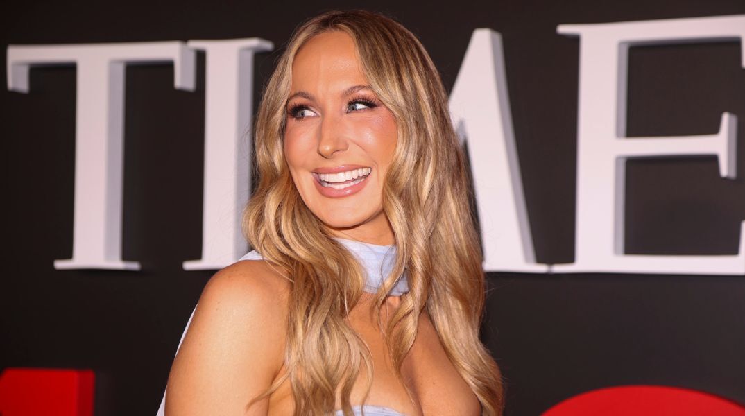 Η Νίκι Γκλέιζερ εξηγεί γιατί δυσκολεύεται να φτάσει σε οργασμό, μιλώντας για ανασφάλεια, «απώλεια ελέγχου» και τις συνήθειες που τη βοηθούν