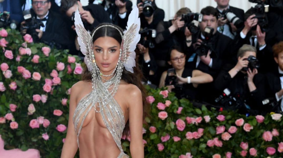 Naked dress: Τα πιο διάσημα «γυμνά φορέματα» στην ιστορία του Med Gala
