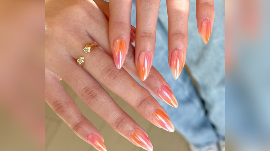 Golden hour nails