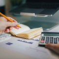 Οι «πατριωτικές εισφορές» και το μυστικό για εύπεπτο χυλό