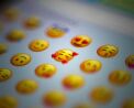 Ποιο emoji προδίδει την ηλικία σου – Τι χρησιμοποιούν Gen X, Gen Z και Gen Alpha