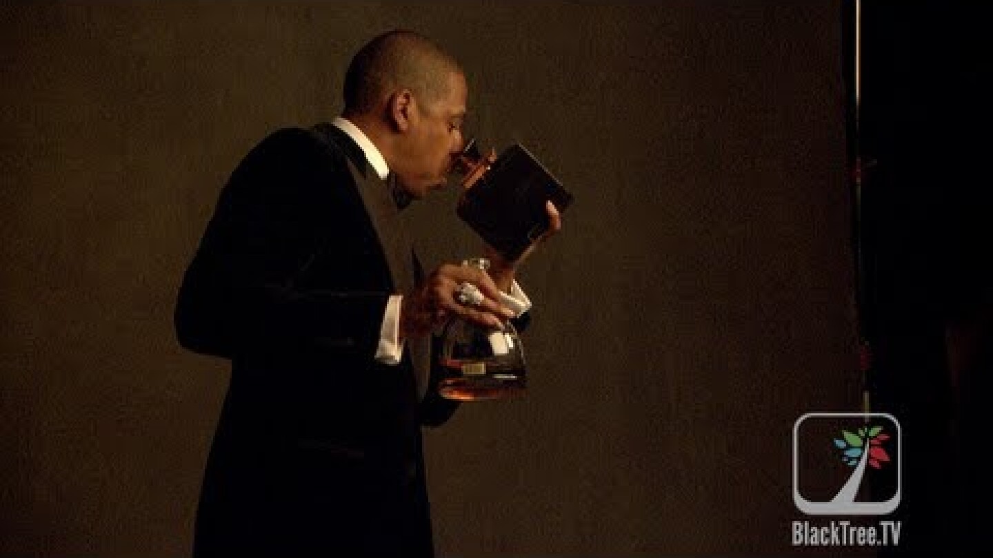 Jay-Z Grabs 3 GRAMMYs Drinks D'usse VSOP #GRAMMYs