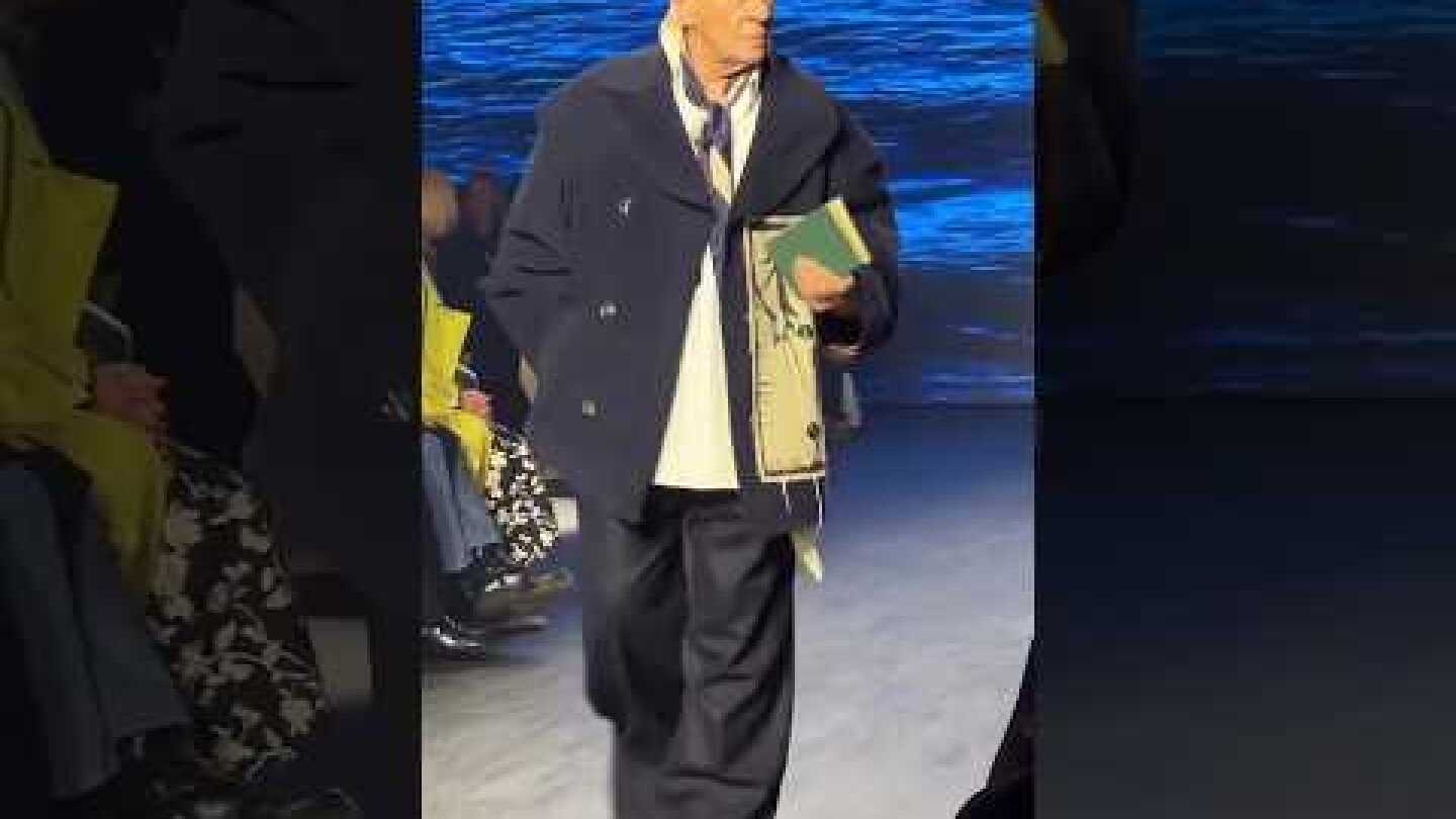 Gandalf 🧙🏻‍♂️ Ian McKellen walking for ss.daley London fashion week #runway #londonfashionweek
