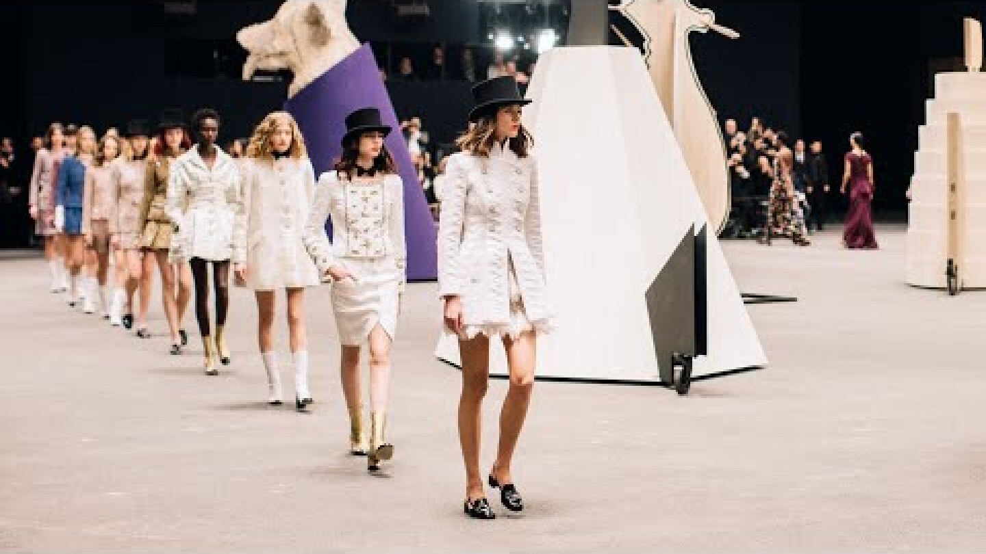 CHANEL Spring-Summer 2023 Haute Couture Show — CHANEL Shows