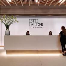 Estee Lauder: Σε συζητήσεις για την εξαγορά της Tom Ford -Θα είναι η μεγαλύτερη εξαγορά της