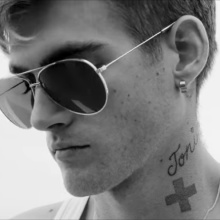 Πρίσλεϊ Γκέρμπερ: O γιος της Σίντι Κρόφορντ είναι το πρόσωπο της Celine