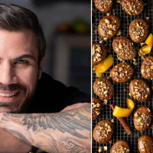 Ο Άκης Πετρετζίκης έφτιαξε μελομακάρονα με βρώμη, απαντώντας στο τρολάρισμα με vegan συνταγή