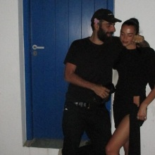 Dua Lipa & Romain Gavras στη Σίφνο
