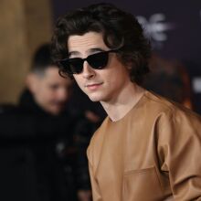 Έχει ο Τιμοτέ Σαλαμέ smartphone face;