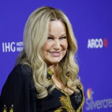 Tζένιφερ Κούλιτζ: Η viral απάντηση στις Χρυσές Σφαίρες 