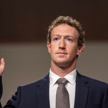 Απειλείται η Meta: O Μαρκ Ζούκερμπεργκ ίσως αναγκαστεί να πουλήσει Instagram και WhatsApp - Ξεκινά η δίκη - Πολιτικές πιέσεις στο παρασκήνιο