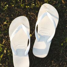 Οι σαγιονάρες των παρά πολλών δολαρίων διχάζουν... τους fashionistas 