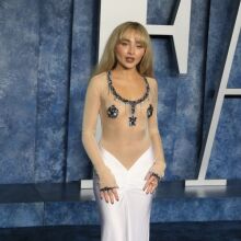 Η Σαμπρίνα Κάρπεντερ 