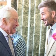 Ο Ντέιβιντ Μπέκαμ με τον Βασιλιά Κάρολο