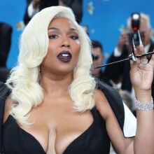 Η σταρ της ποπ Lizzo αποκάλυψε ότι χρησιμοποίησε το Ozempic και άλλα δημοφιλή φάρμακα για την απώλεια βάρους, αν και αρχικά διέψευδε τις φήμες