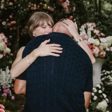 Η κρυφή λεπτομέρεια που έκανε τον αρραβώνα της Τέιλορ Σουίφτ με τον Τράβις Κέλσι ακόμα πιο μαγικό