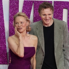 Πάμελα Άντερσον και Λίαμ Νίσον στην πρεμιέρα του «The Naked Gun» 