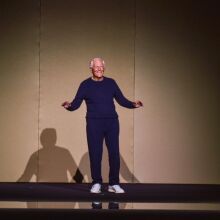 Πώς το «American Gigolo» έκανε διάσημο παγκοσμίως τον Τζόρτζιο Αρμάνι