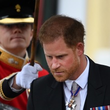 Τι οδήγησε στην επανένωση του Πρίγκιπα Χάρι με τον Βασιλιά Κάρολο