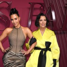 Η Κρις Τζένερ έκλεψε όλη τη λάμψη από την κόρη της Κιμ Καρντάσιαν στην πρεμιέρα του All’s Fair